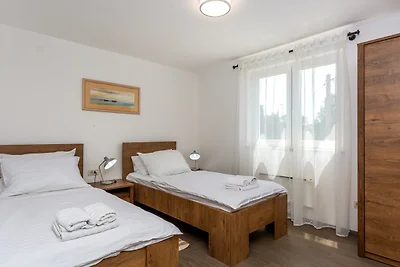 Apartman Sunshine Njivice Krk by Villas Guide