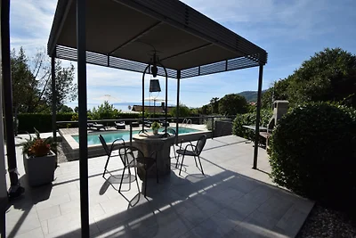 Apartman Summer Breeze by Villas Guide