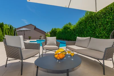 Villa Mia by Villas Guide