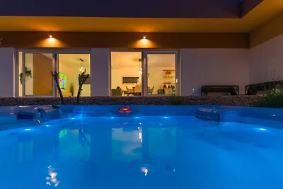 Villa Forest Idyll by Villas Guide