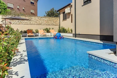 Villa Noemi-Ližnjan by Villas Guide