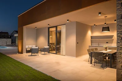 Villa Palmeta by Villas Guide