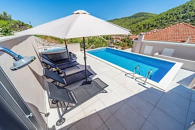 Holiday house VIRA by Villas Guide