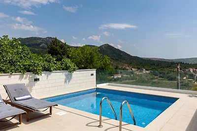 House on the rock by Villas Guide