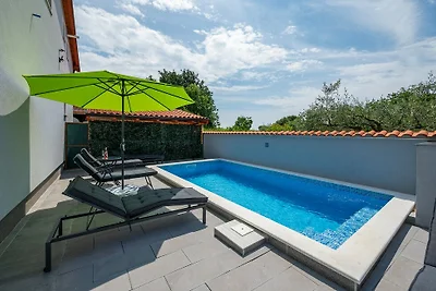 Villa Katarina - Peroj by Villas Guide