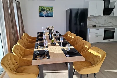 Apartment Karbuni Royal by Villas Guide