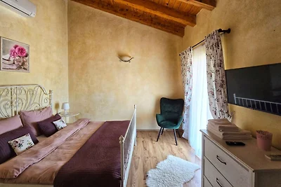 Holiday home Villa Bella with pool by Villas...