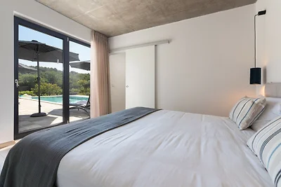 Villa Perlin by Villas Guide