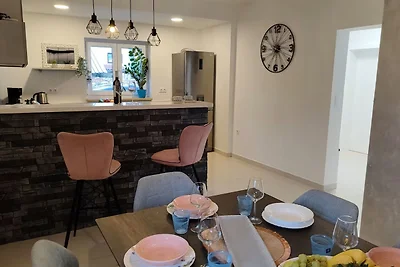 Villa Gajana 2 by Villas Guide