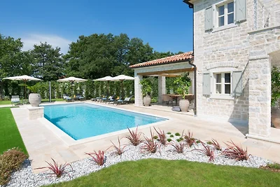 Villa Elena by Villas Guide