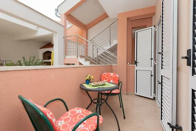 Apartman Erstic 3 - Baška Voda by Villas...