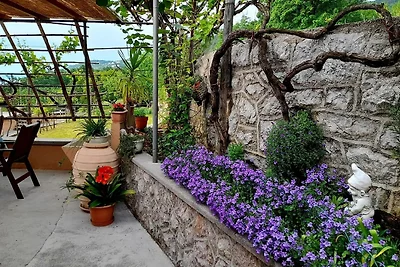 Holiday Home Secret Garden by Villas Guide