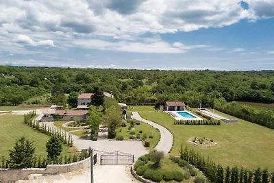 Villa Stancija Cabrunici by Villas Guide