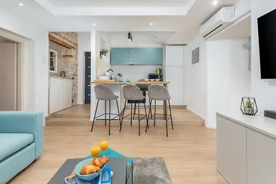 Pula Bay View apartment by Villas Guide