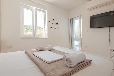 Holiday home Iva by Villas Guide