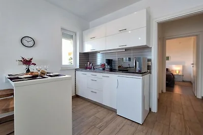 Melone Apartman 2 Dramalj by Villas Guide