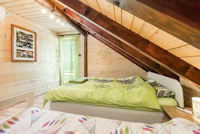 Ferienhaus Lisac by Villas Guide