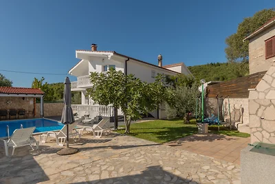 Villa Kaya - Makarska by Villas Guide