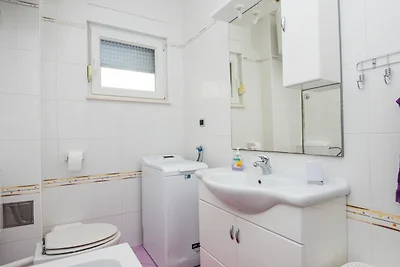 Apartman Olivera-Trogir by Villas Guide