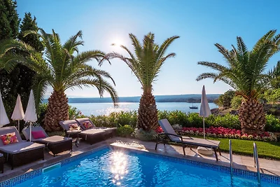 Villa Palace Clara Apartment 2 island Krk by...