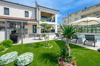 Villa Polaris by Villas Guide