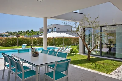 Villa Nada by Villas Guide