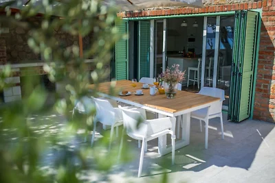 House Victoria 2 by Villas Guide