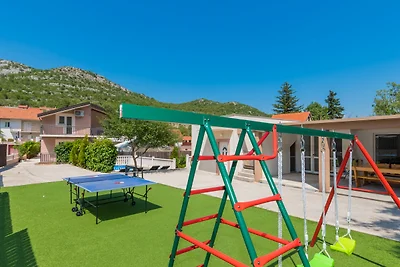 Villa Mateo -Zagvozd by Villas Guide