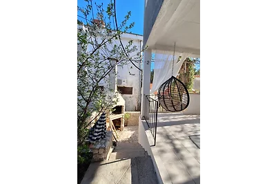 Apartman Mediteraneo 2 by Villas Guide