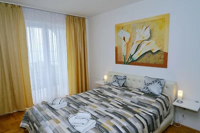 Apartman Zora 1 by Villas Guide