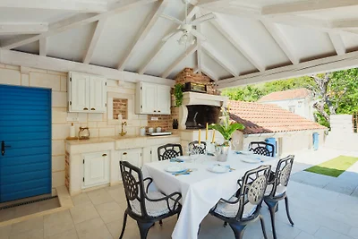 Villa Mendula -Orebic by Villas Guide