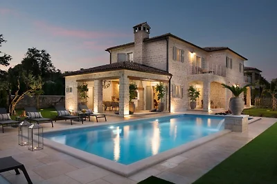 Villa Elena by Villas Guide