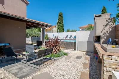 Vila Above Medulin by Villas Guide