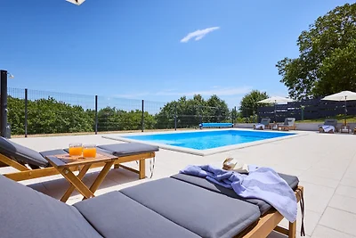 Villa M.I.L.A. by Villas Guide