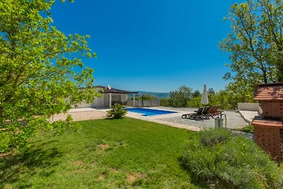 Villa Sanda - Makarska by Villas Guide