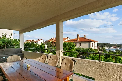 Apartment Petrinic-Sea View & Pool by Villas...