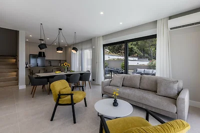 Villa Luce by Villas Guide