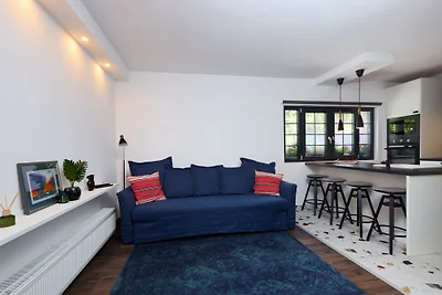 Villa Robinia Hill Residence by Villas Guide