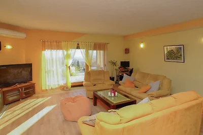 Villa Ema - Makarska by Villas Guide