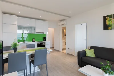 Apartman Mia 6 - Omiš by Villas Guide