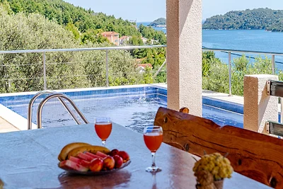 Villa Green by Villas Guide