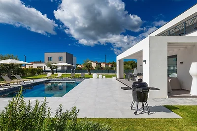 Villa Sever by Villas Guide