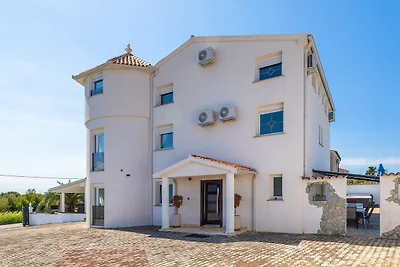 Vila Romani by Villas Guide