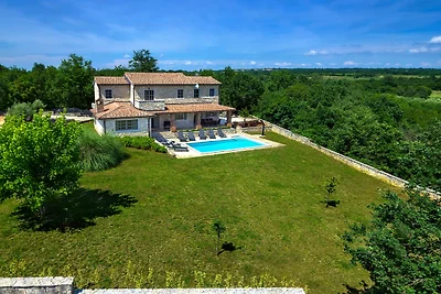 Villa Luna by Villas Guide