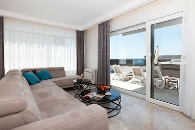 Sunny Lux Villa 2 in Makarska by Villas Guide