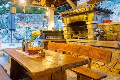 Villa Imortele aria with pool by Villas Guide