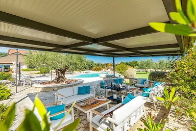 Villa Omo by Villas Guide