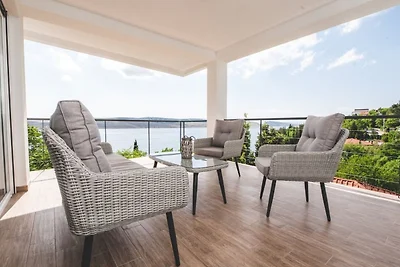 Luxury Villa Mihaela beachfront by Villas...