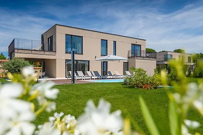 Villa Rosalie with Sauna & Pool by Villas...