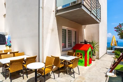 Apartman Zora 3 by Villas guide